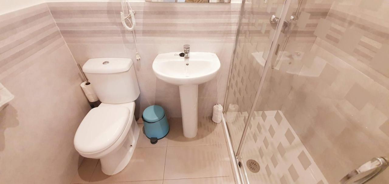Fan Rooms Duquesa Malaga Ngoại thất bức ảnh