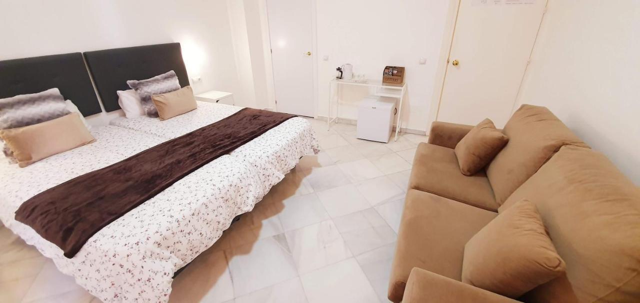 Fan Rooms Duquesa Malaga Ngoại thất bức ảnh