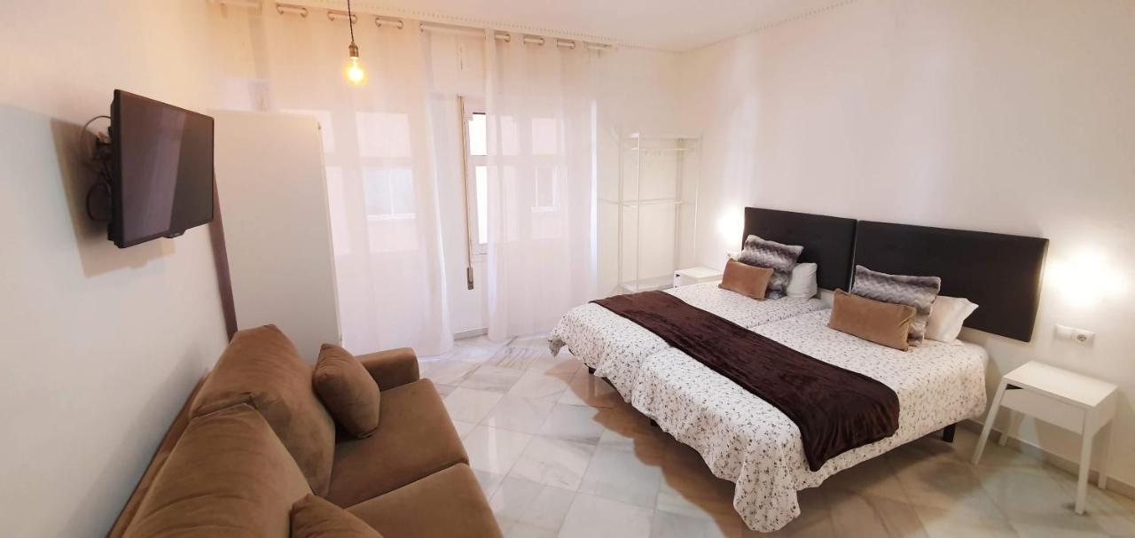 Fan Rooms Duquesa Malaga Ngoại thất bức ảnh