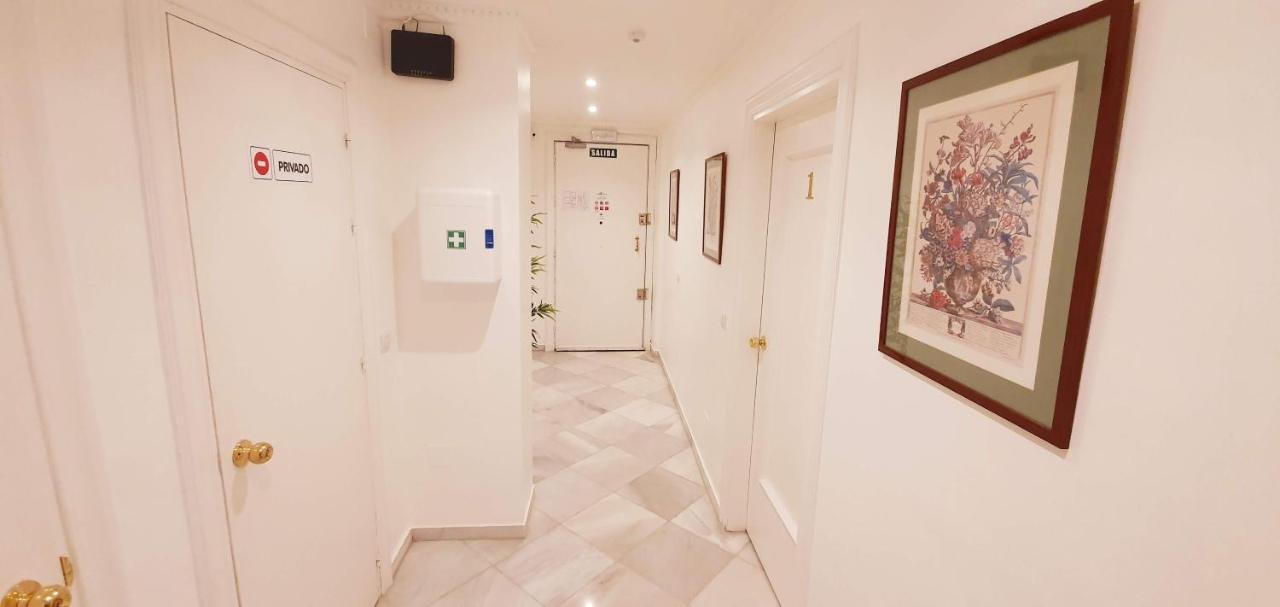 Fan Rooms Duquesa Malaga Ngoại thất bức ảnh